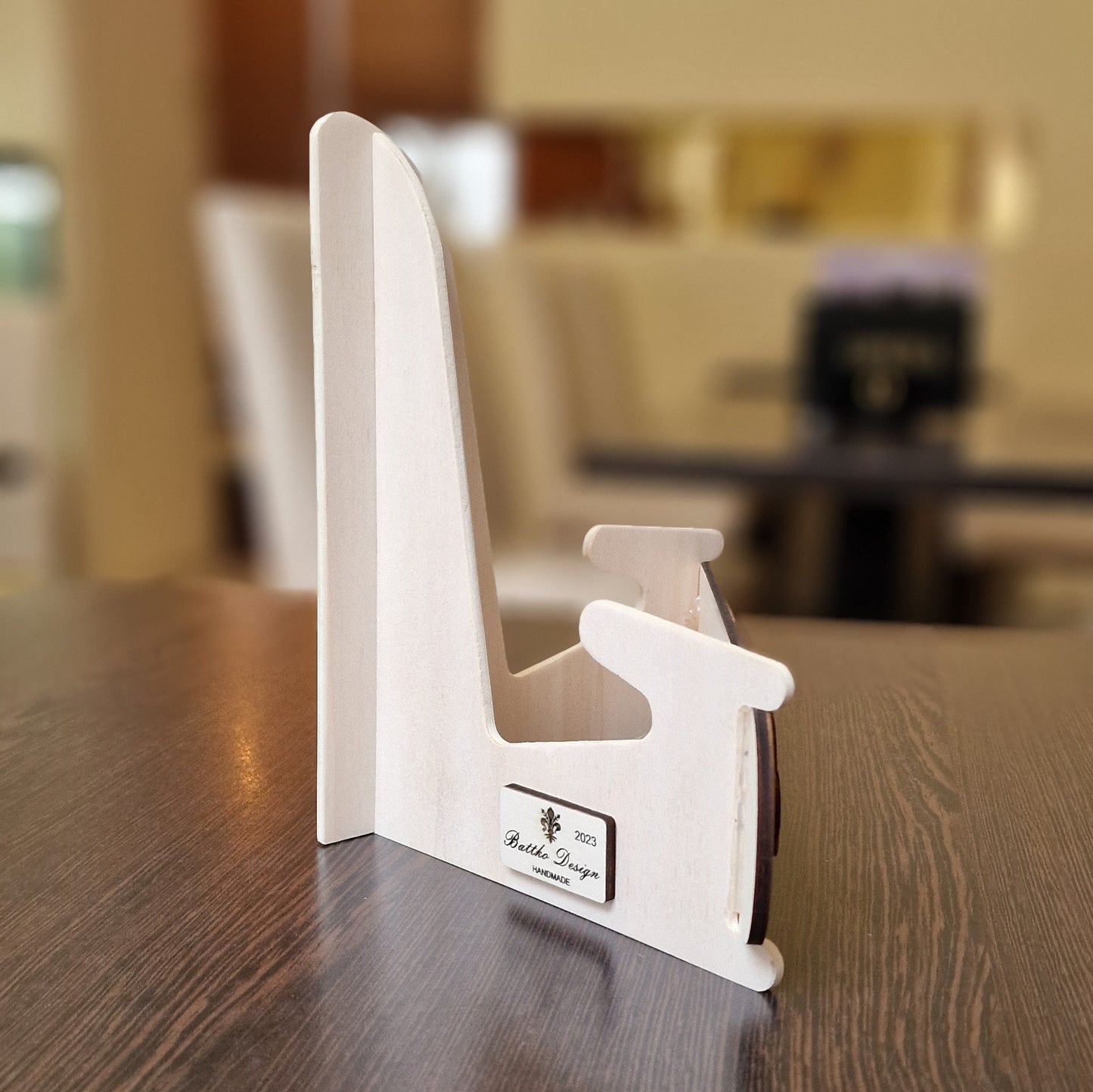A unique personalized stand for a book or picture