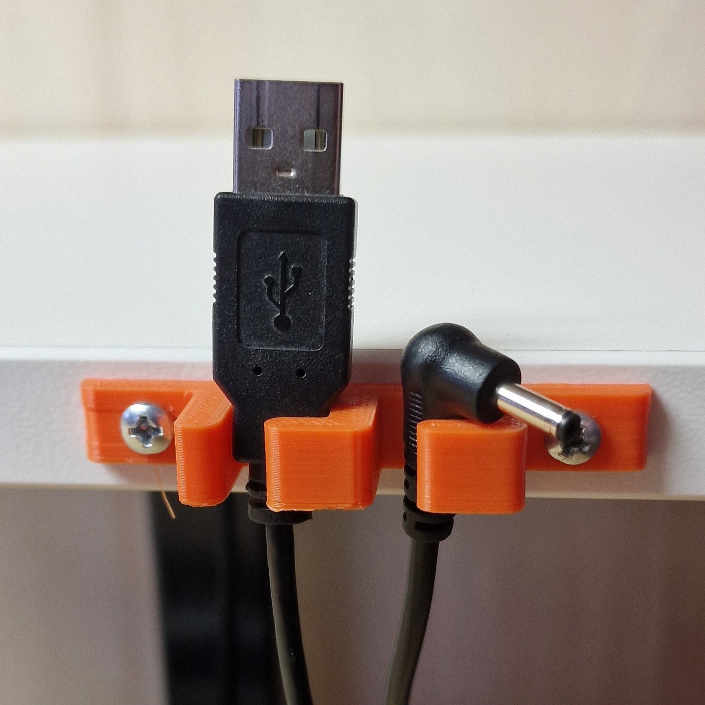 USB connector holder